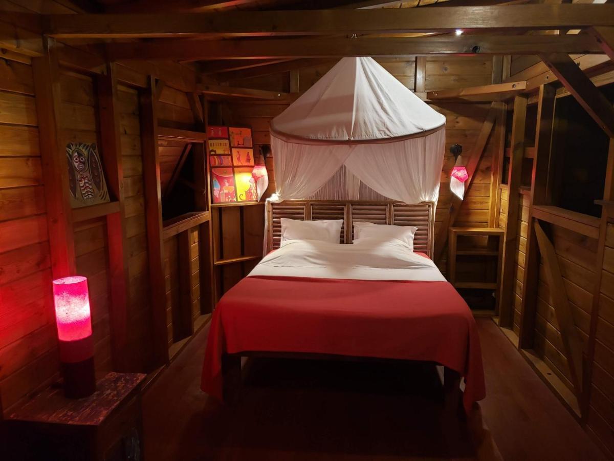 Les Bananes Vertes Ecolodges サン・クロード エクステリア 写真