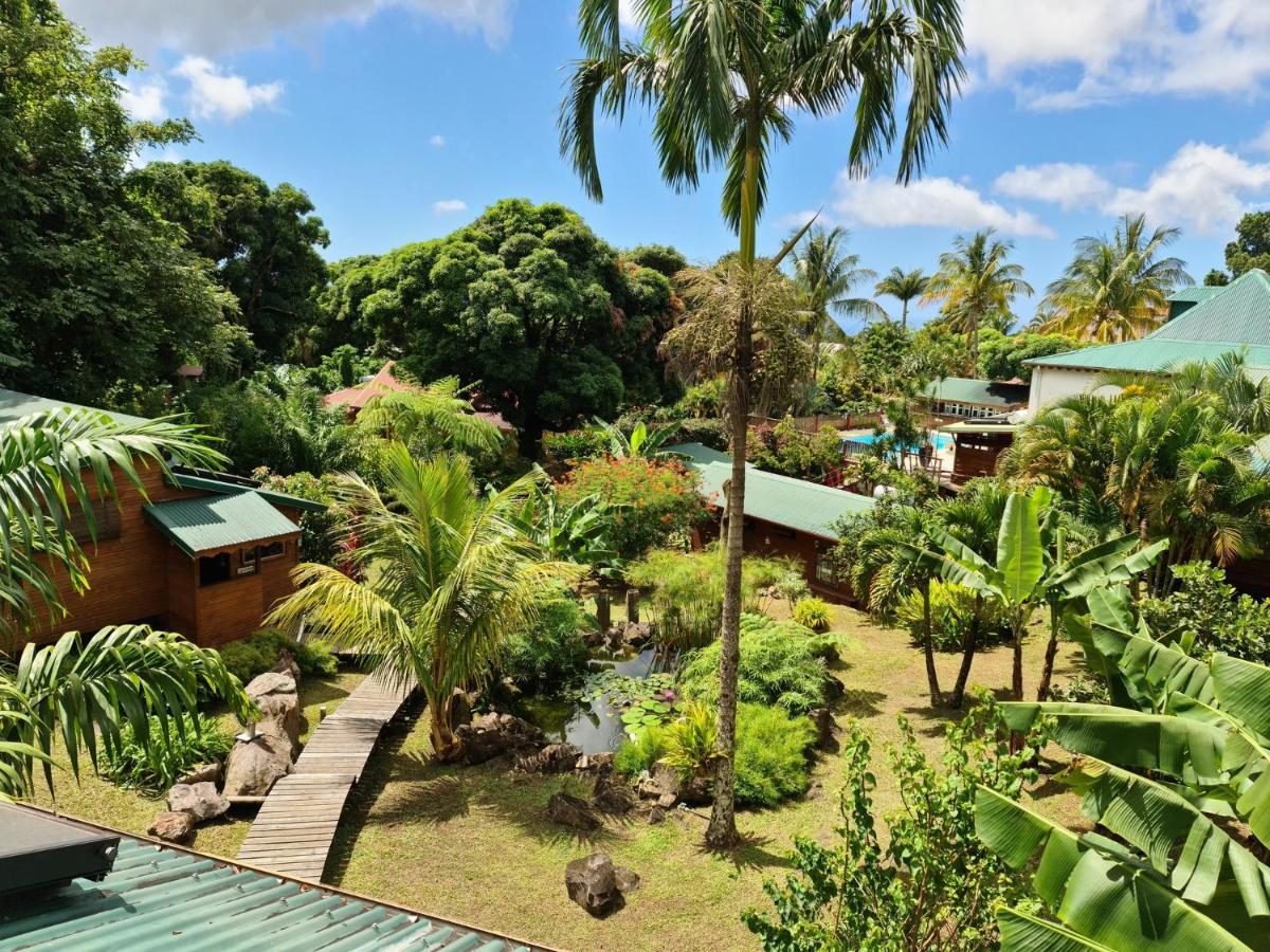 Les Bananes Vertes Ecolodges サン・クロード エクステリア 写真
