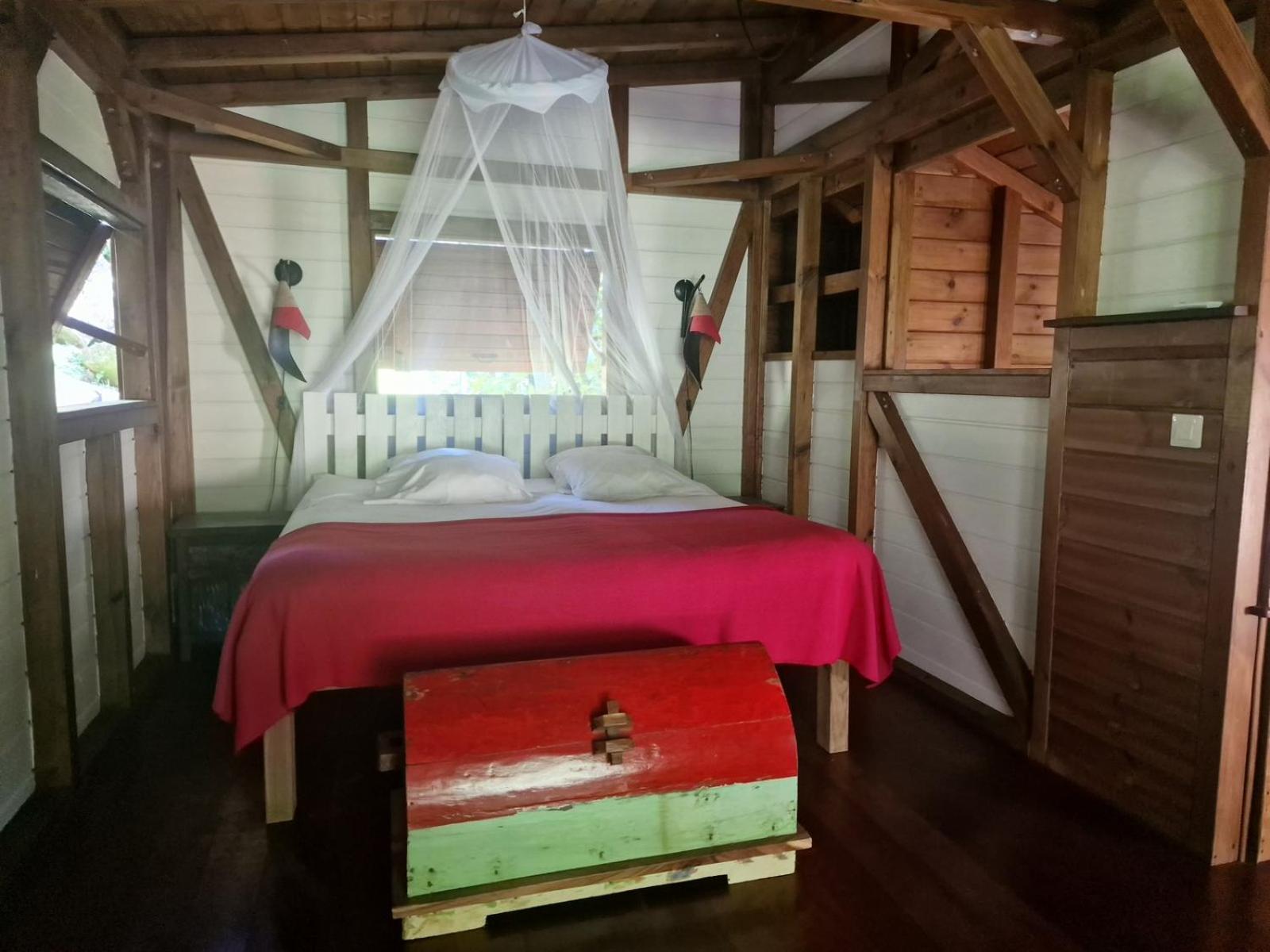 Les Bananes Vertes Ecolodges サン・クロード エクステリア 写真